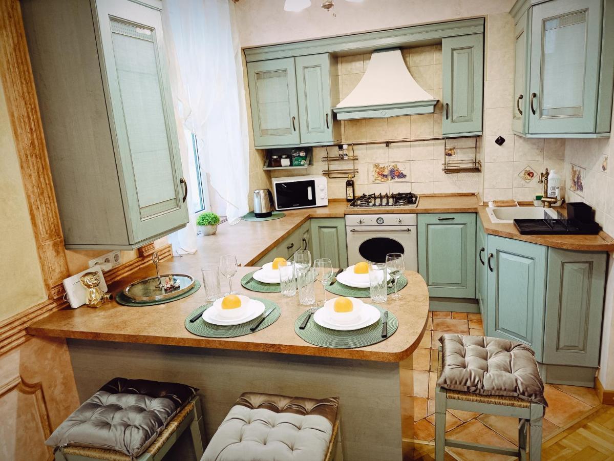 Old Town Retreat With Stunning Views 2 Bedroom Apartment Nearby The Church Of Saint Peter 里加 外观 照片