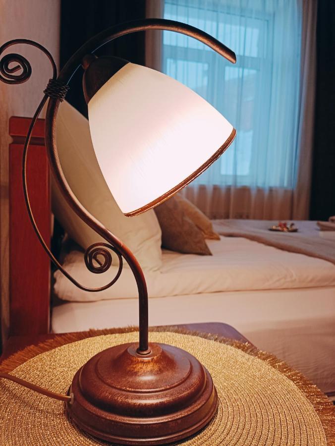 Old Town Retreat With Stunning Views 2 Bedroom Apartment Nearby The Church Of Saint Peter 里加 外观 照片